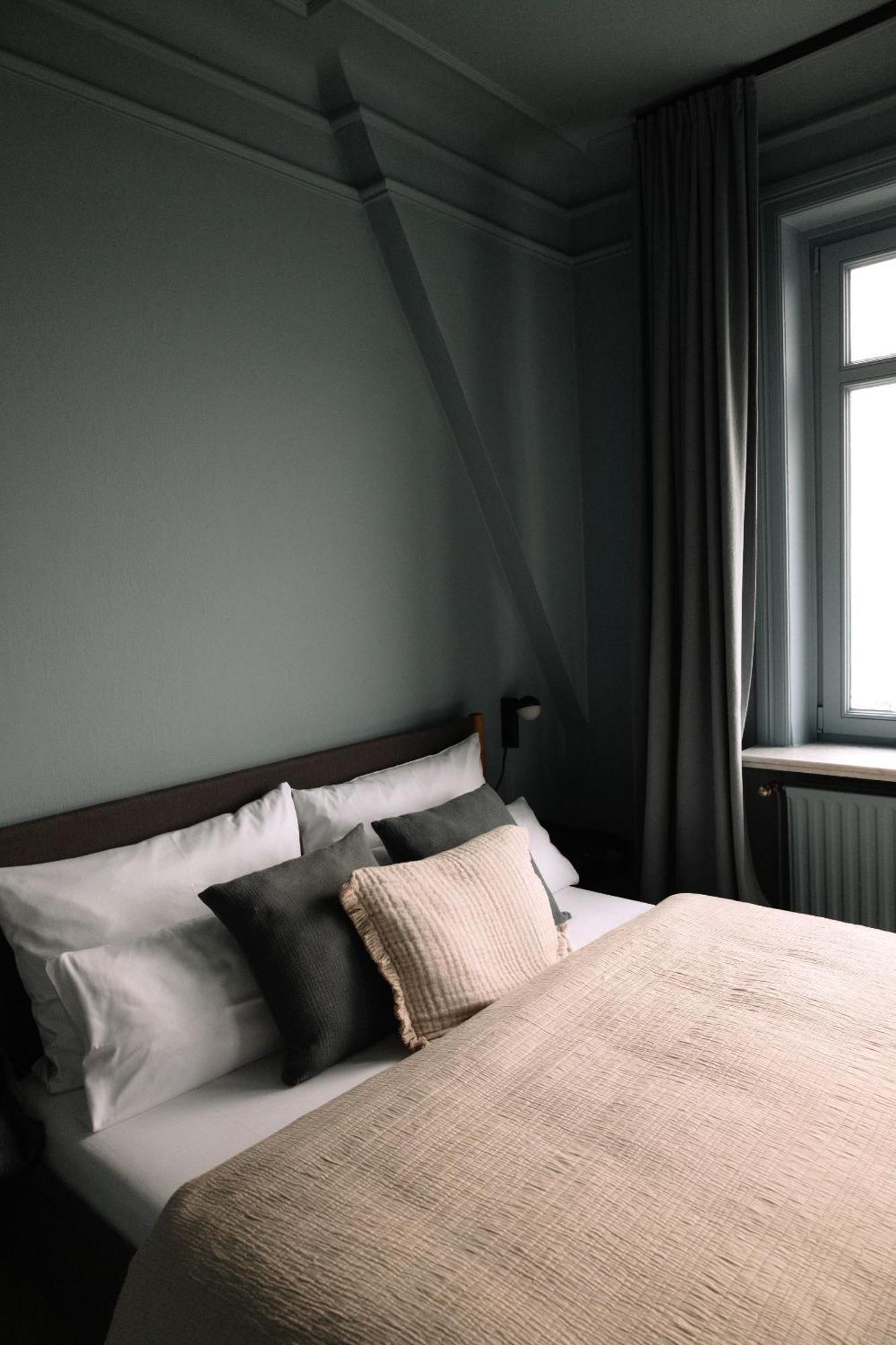 Отель Stilwerk Strandhotel Blankenese 4*